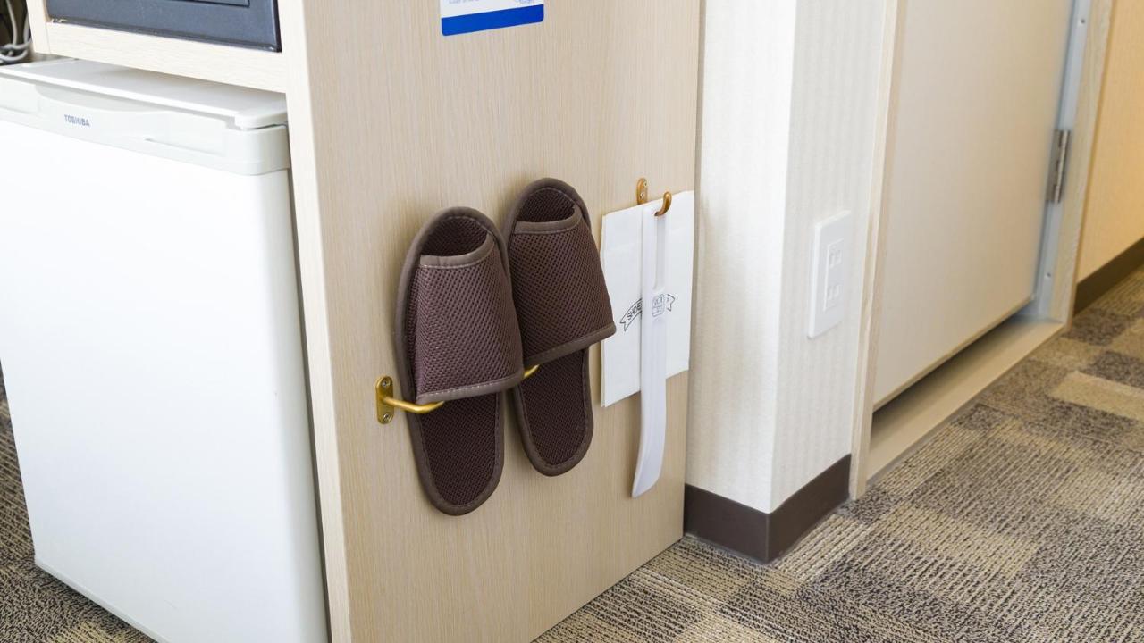 Toyoko Inn Nagareyama-Otakanomori Ekimae Exteriör bild